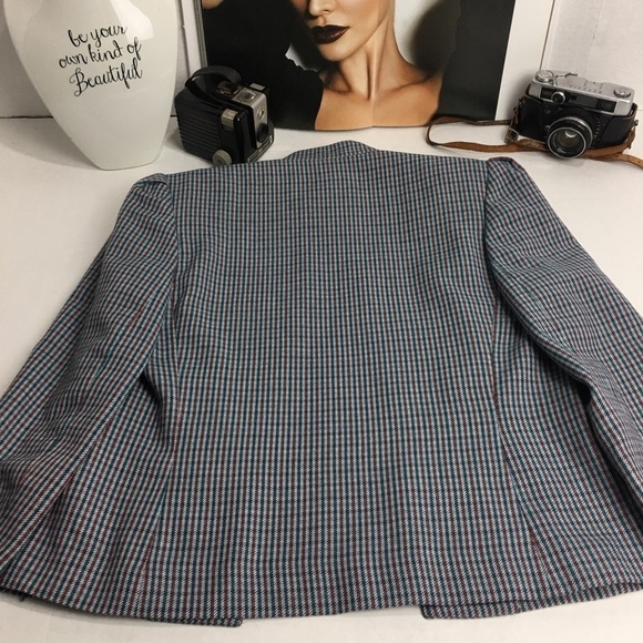 Vintage Country Suburbans Blazer - Picture 10 of 11